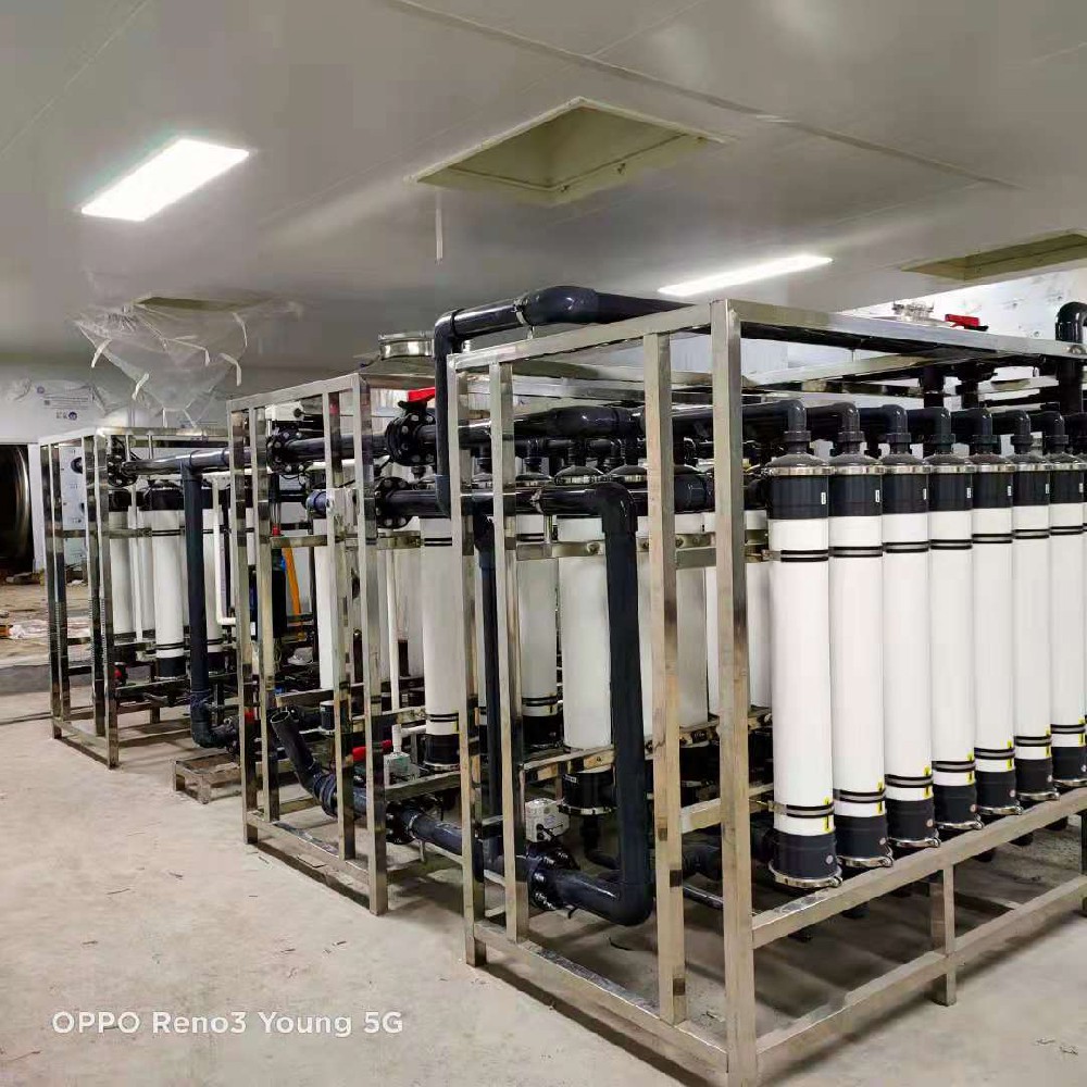 超纯水设备预处理滤芯堵塞过快的原因是什么？